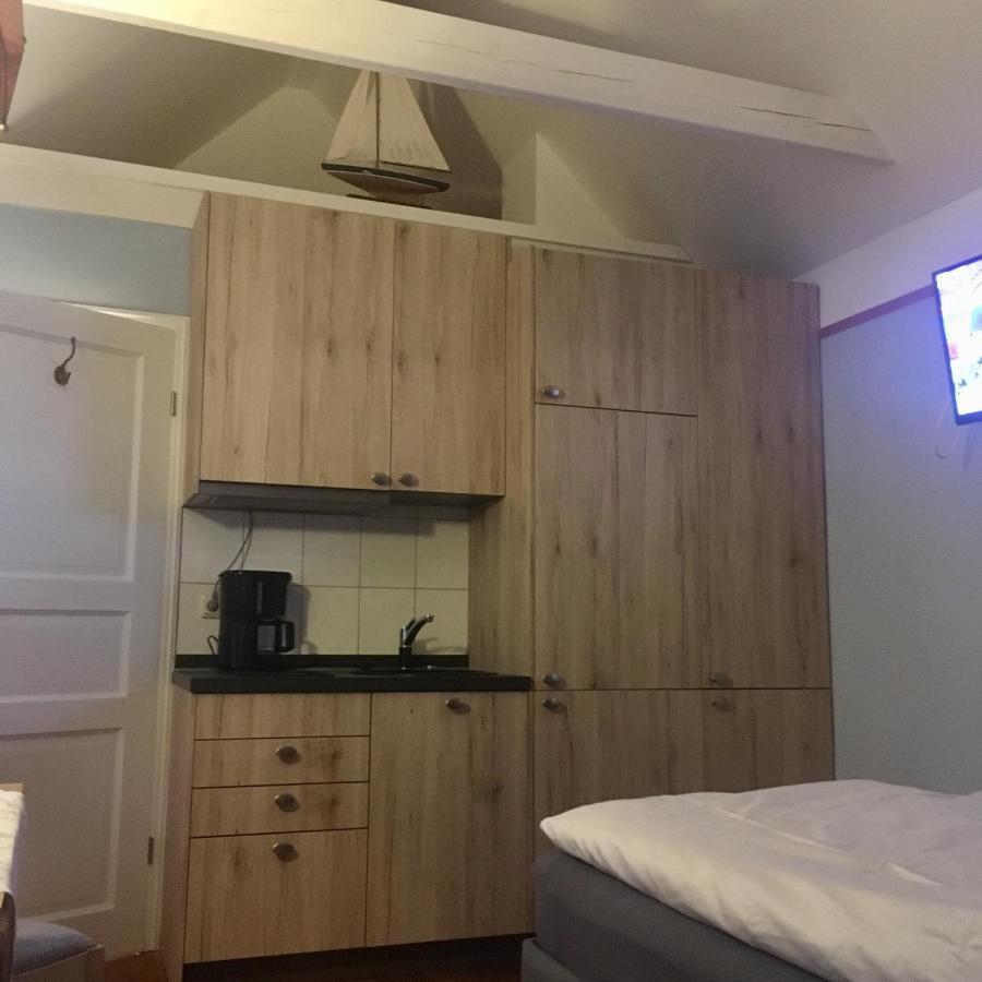Вилла Kleines Haus Am Hafen - Ruhig Und Gruen Am Ortsrand Преров Экстерьер фото